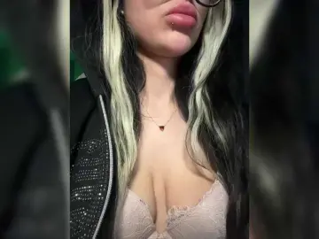 LeCriss  live sex cam