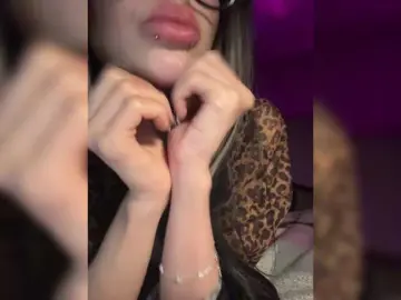 LeCriss  live sex cam