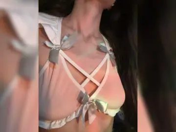 LeCriss  live sex cam