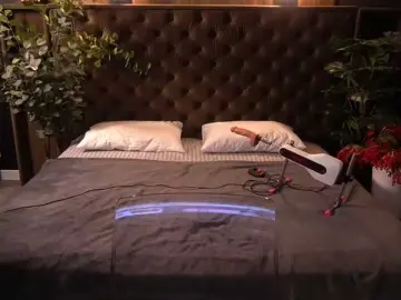 MilaniaCartie  live sex cam