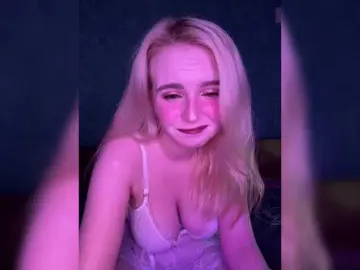 OlyMuse  live sex cam