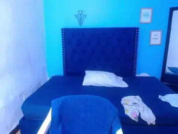 Goldenn-ass  live sex cam