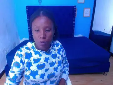 Goldenn-ass  live sex cam