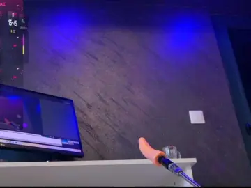 Im-your-love  live sex cam