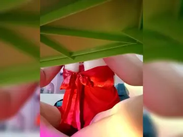 Annaa68  live sex cam