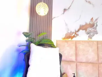 KhateMiller  live sex cam