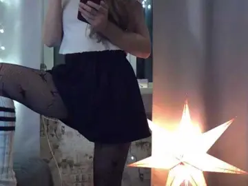 Marina-1625  live sex cam