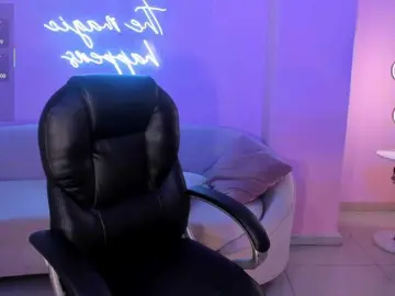 MilaLawrence  live sex cam