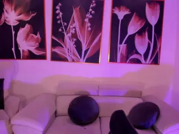 MilaLawrence  live sex cam