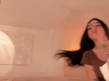 MilaLawrence  live sex cam