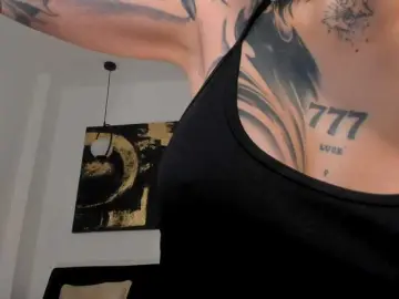 MilaLawrence  live sex cam
