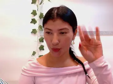 Louisk2  live sex cam