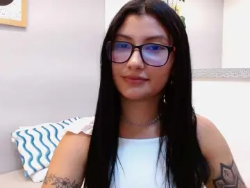 Louisk2  live sex cam