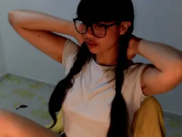 Meganmiauu  live sex cam