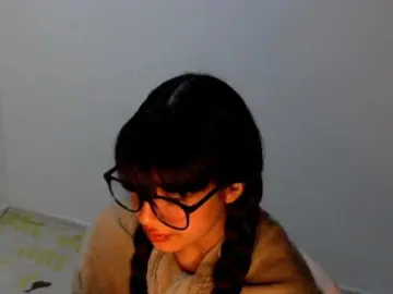 Meganmiauu  live sex cam