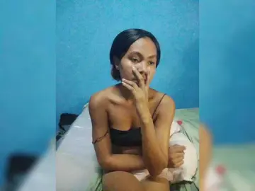 Carmella1  live sex cam