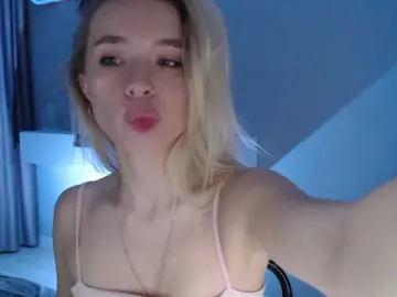 Emily-Hartt  live sex cam