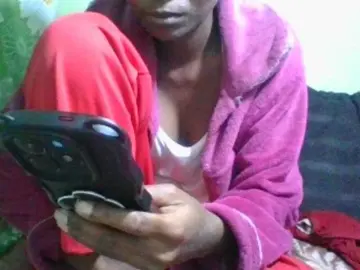 Kitiah  live sex cam