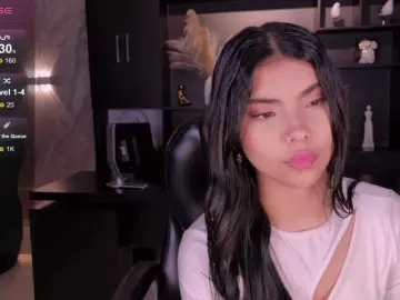 MiaLaurence  live sex cam