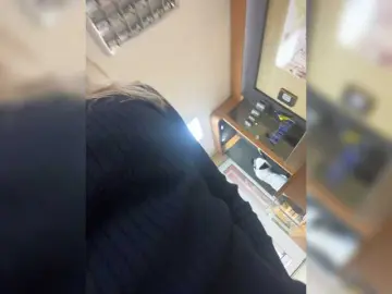 Sara6969  live sex cam