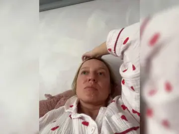 Sara6969  live sex cam