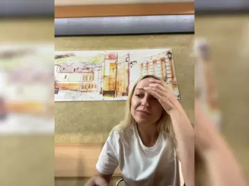 Sara6969  live sex cam