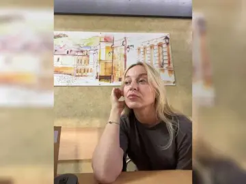 Sara6969  live sex cam