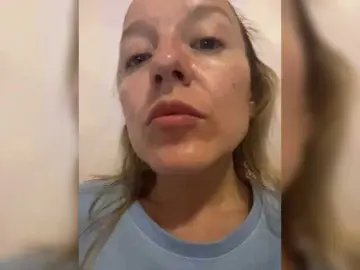 Sara6969  live sex cam