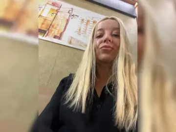 Sara6969  live sex cam