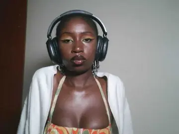 Sexxytrinityy  live sex cam