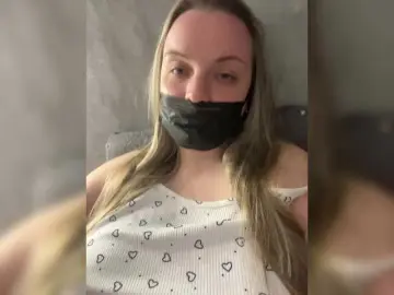 Sweetie69  live sex cam
