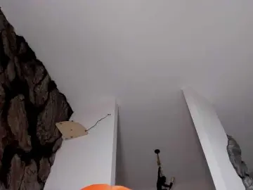 Bansheescreams  live sex cam