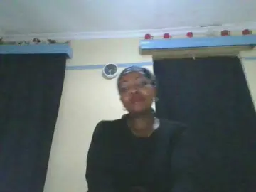 Candy2002  live sex cam