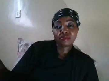 Candy2002  live sex cam