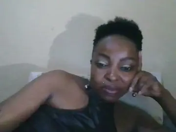 Candy2002  live sex cam