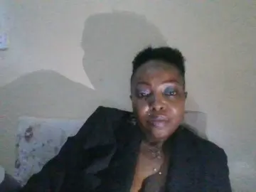 Candy2002  live sex cam