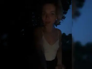 Miahollis  live sex cam
