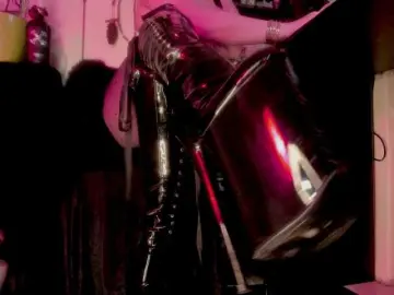 Miss-asmodeus  live sex cam