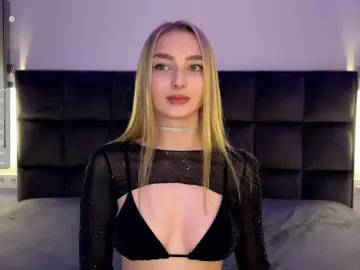 DiamondLily  live sex cam