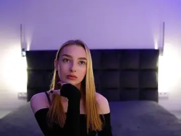 DiamondLily  live sex cam