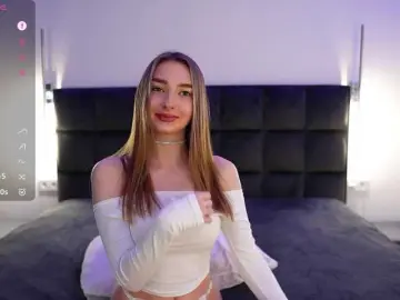 DiamondLily  live sex cam