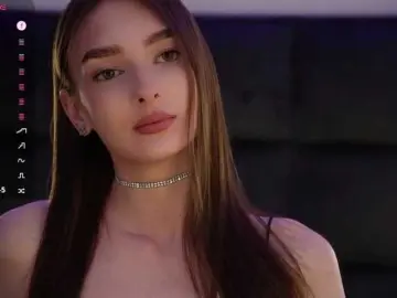 DiamondLily  live sex cam