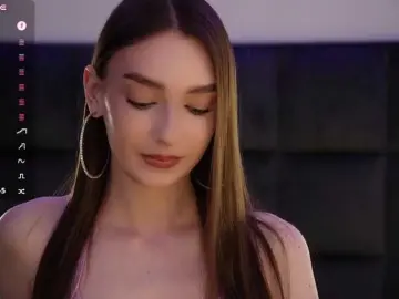 DiamondLily  live sex cam