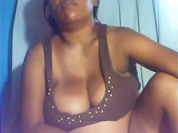 MIRANDAW  live sex cam