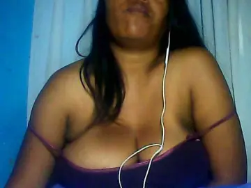 MIRANDAW  live sex cam