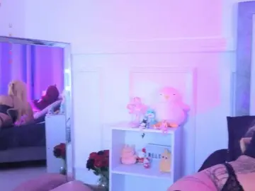 Maddieash  live sex cam