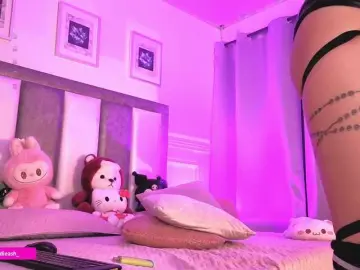 Maddieash  live sex cam