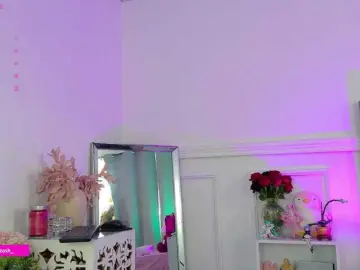 Maddieash  live sex cam