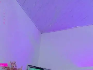 Maddieash  live sex cam