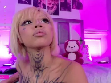 Maddieash  live sex cam